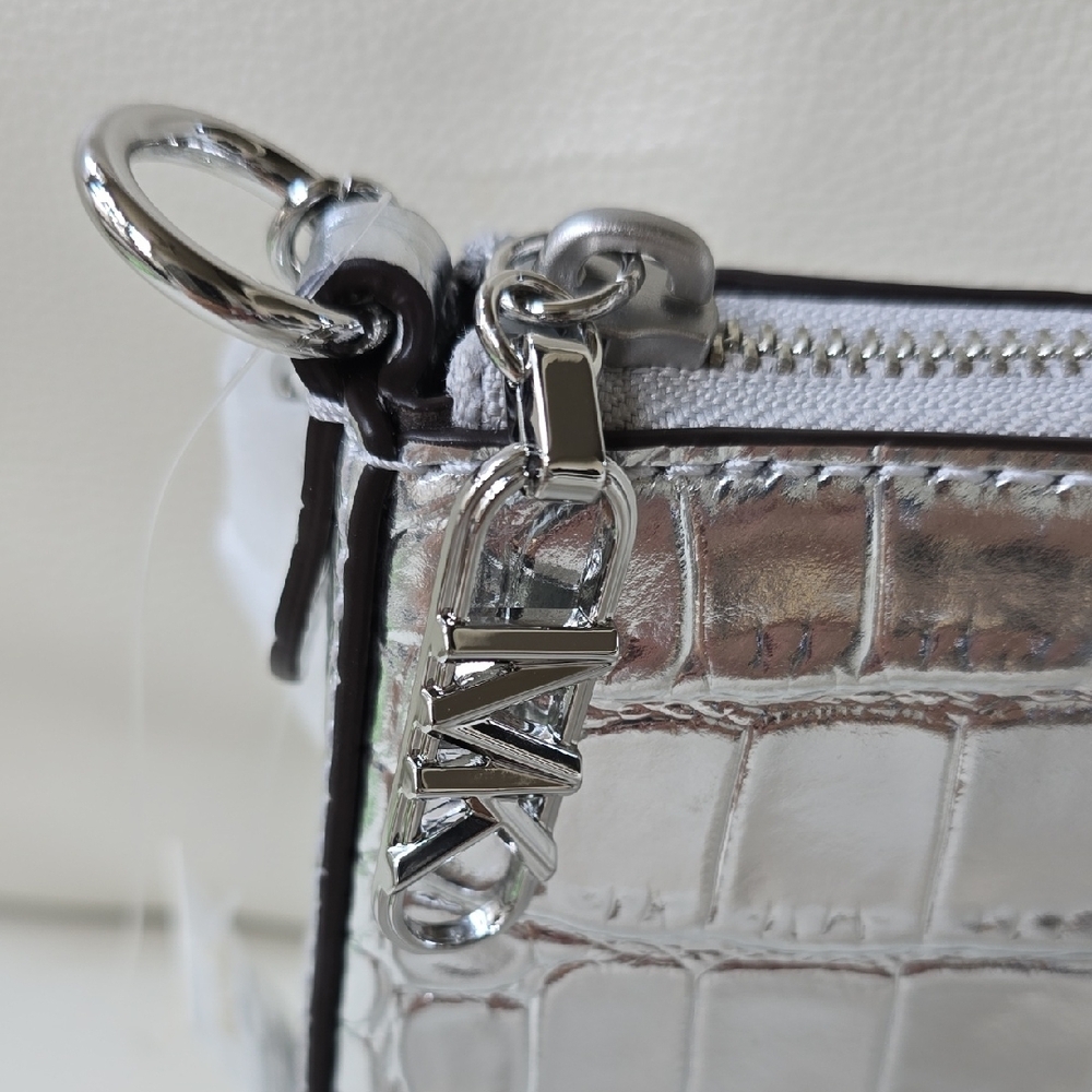 Michael Kors Silver Crossbody Bag with Croc-Embossed Design - Picture 4 of 13
